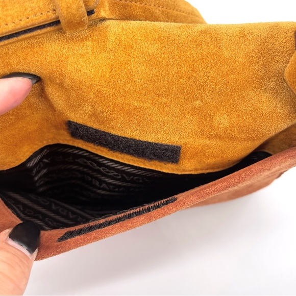 Prada Authentic Vintage 90’s Rare Two Tone Brown Shoulder Bag Suede NWT - Picture 6 of 16